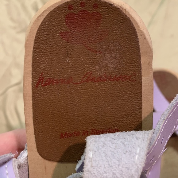 Vintage Lavender Clogs - Picture 4 of 4